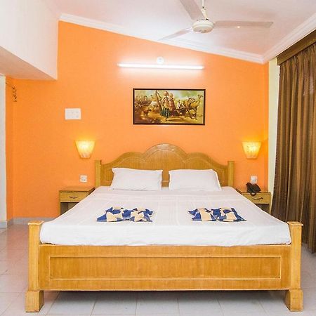 Lui Beach Resort Candolim Esterno foto