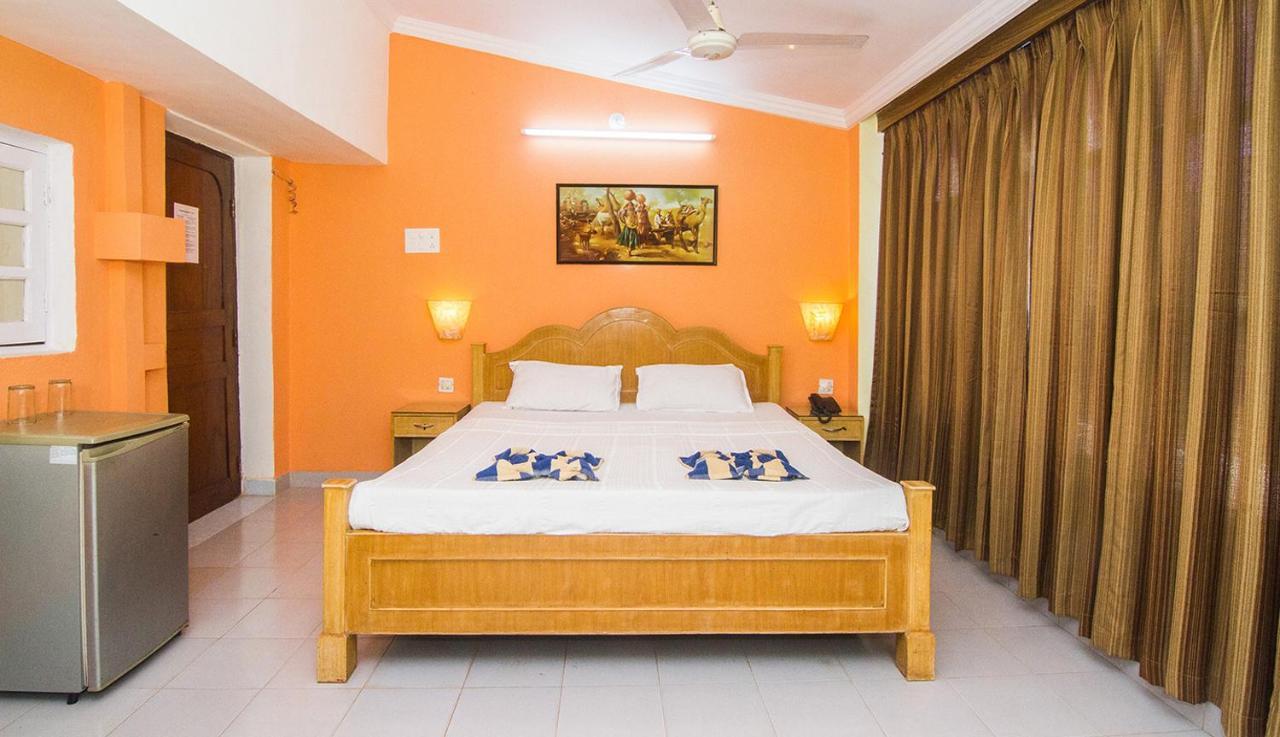Lui Beach Resort Candolim Esterno foto