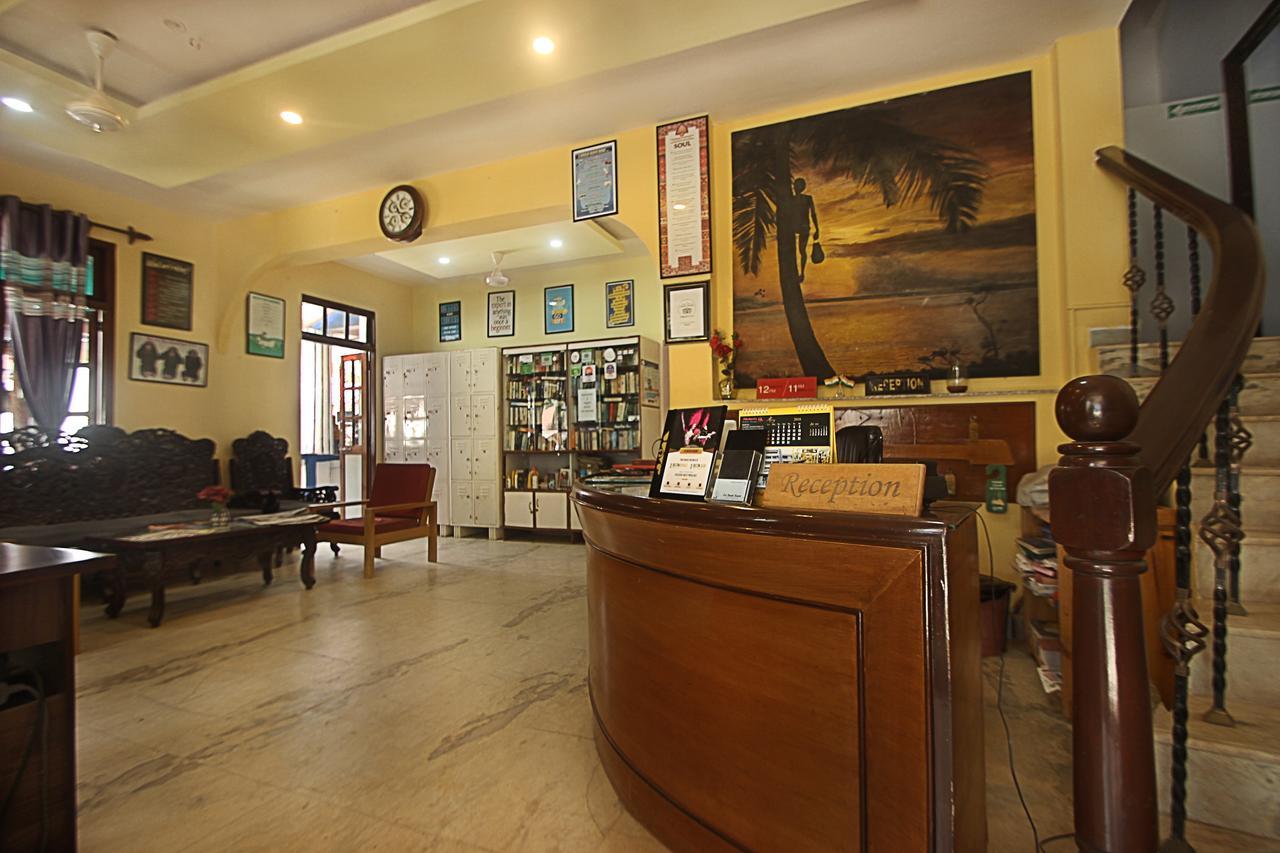 Lui Beach Resort Candolim Esterno foto