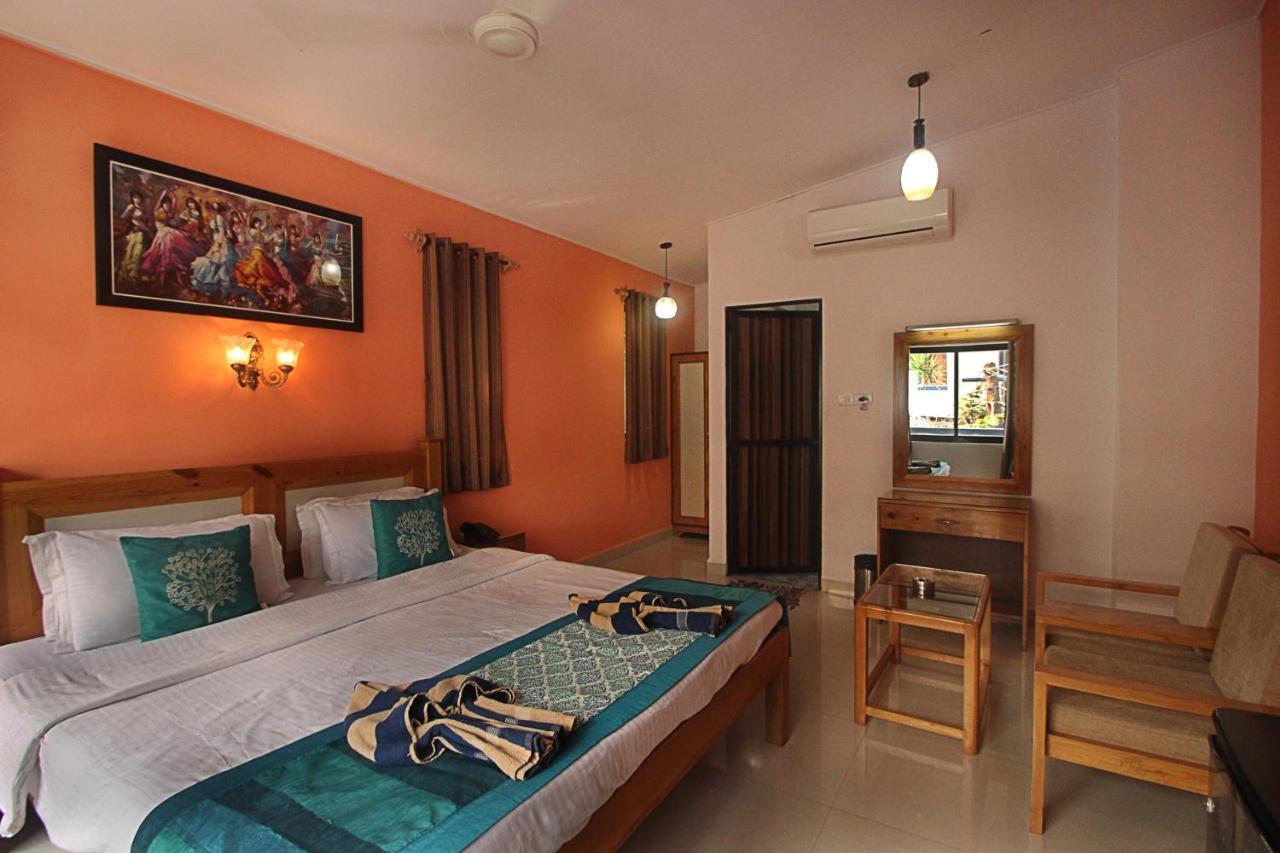 Lui Beach Resort Candolim Esterno foto