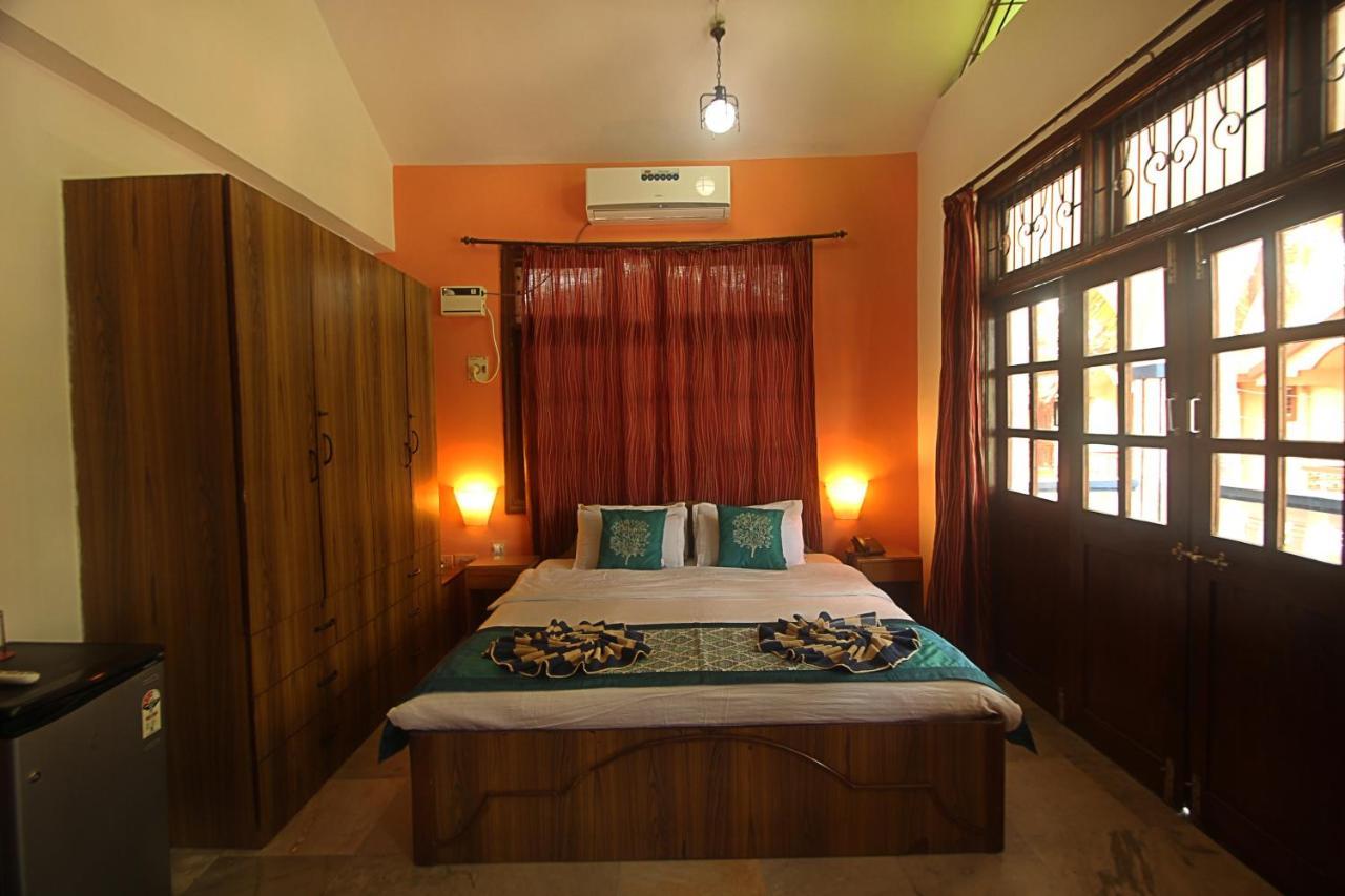 Lui Beach Resort Candolim Esterno foto