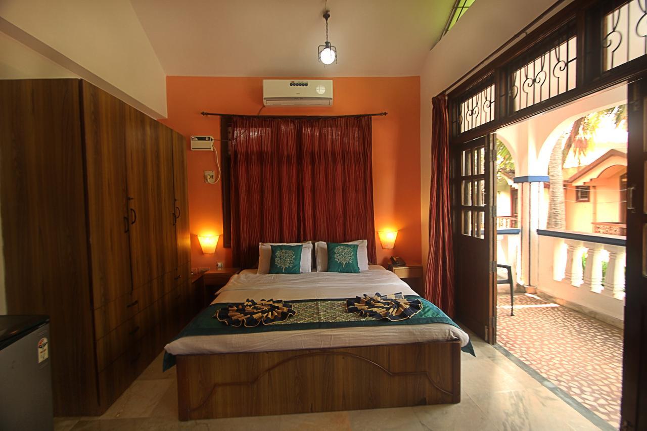 Lui Beach Resort Candolim Esterno foto