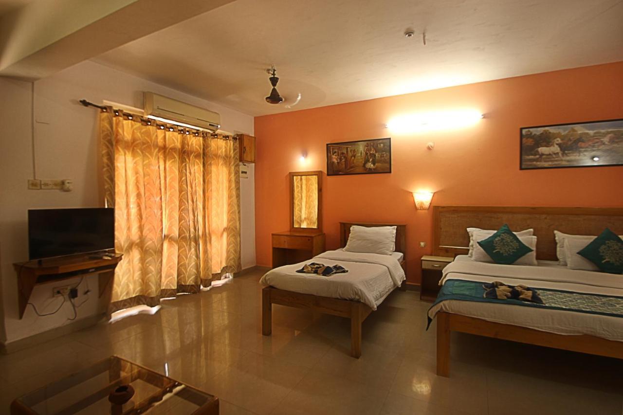 Lui Beach Resort Candolim Esterno foto