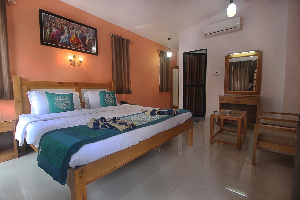 Lui Beach Resort Candolim Esterno foto